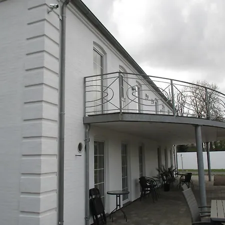 White House Apartment *