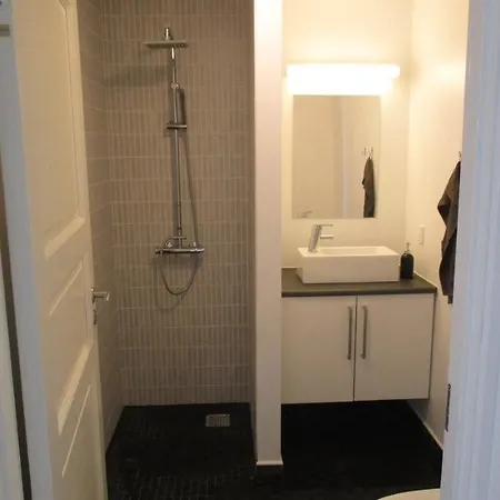 White House * Brande